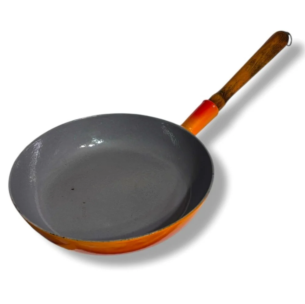 VINTAGE Flame Orange Enameled 9.5” Frying Saute Pan Wooden Handle